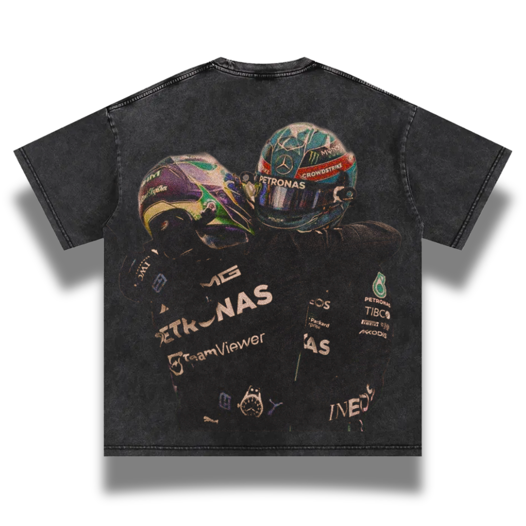 Hug Graphic Tee